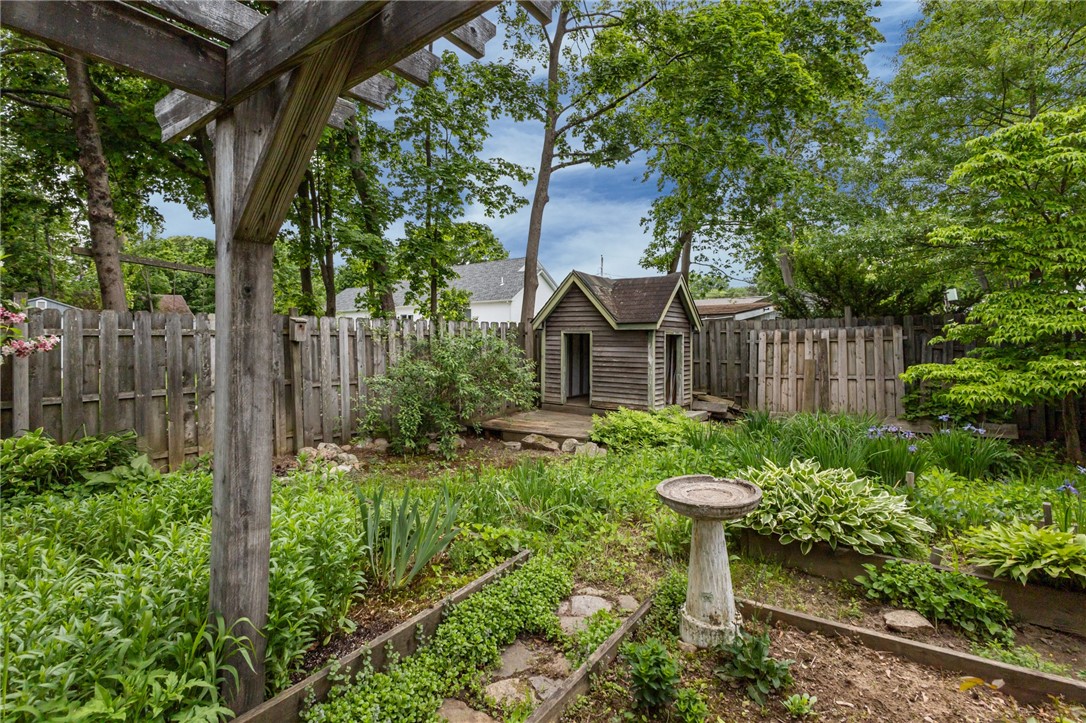 23 Lawndale Drive