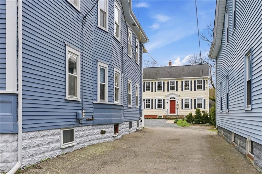 48 Constitution Street 2 1/2