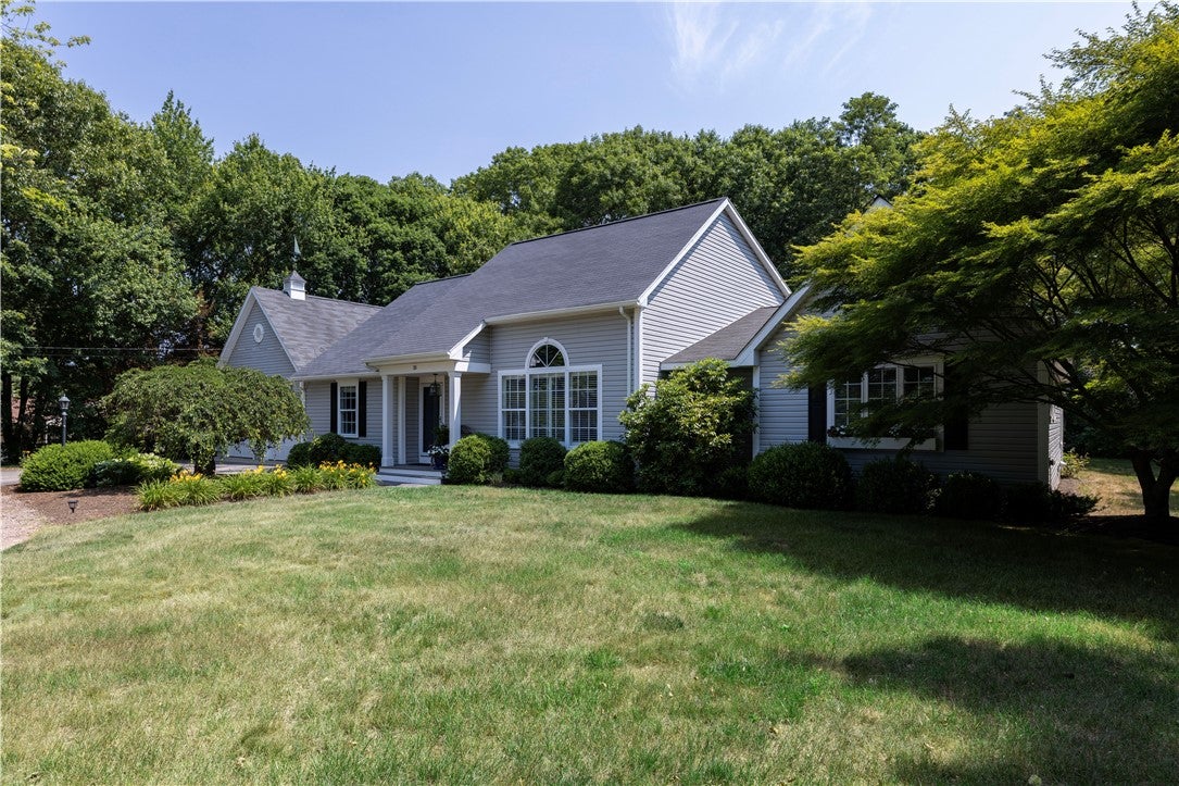 25 Dunns Corners Road