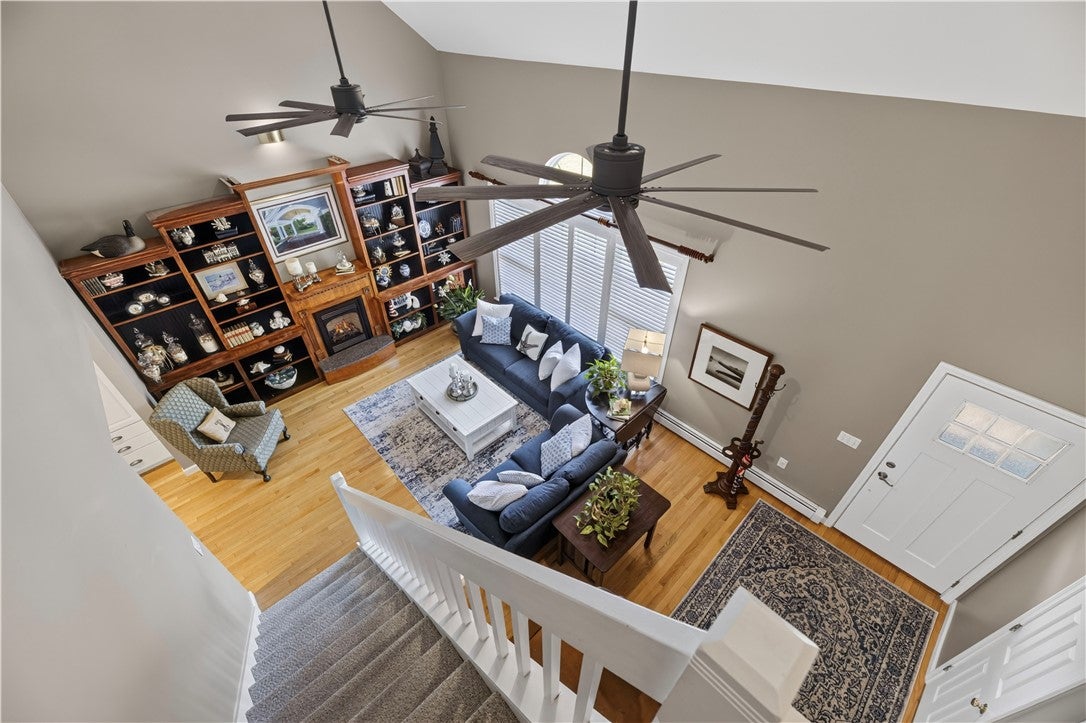 25 Dunns Corners Road
