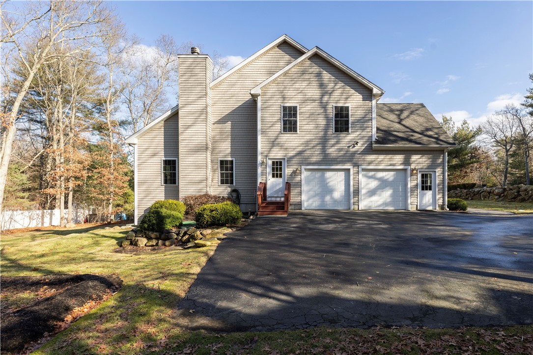 47 Wooded Grove Circle