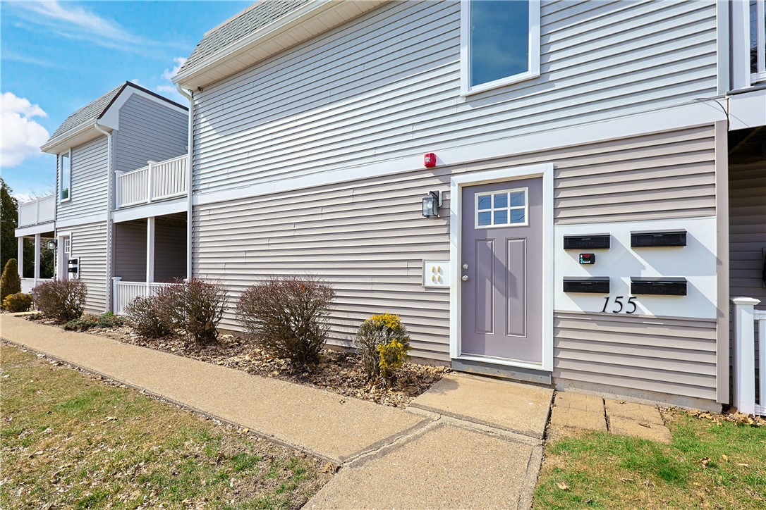 155 Saint Barnabe Street B1