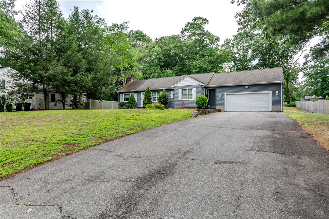11 Maplecrest Drive