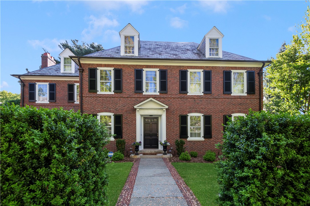 125 Grotto Avenue