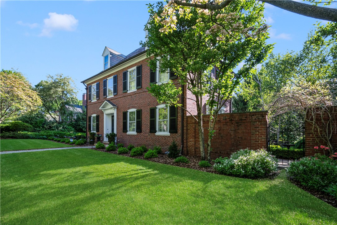 125 Grotto Avenue