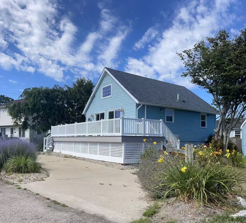 24 Redwood Drive