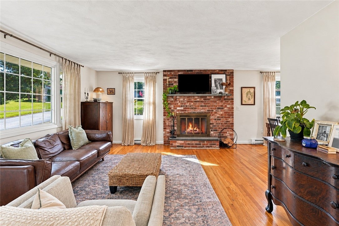 32 San Miguel Drive