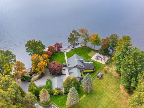 14 Domin Avenue Smithfield RI 02917