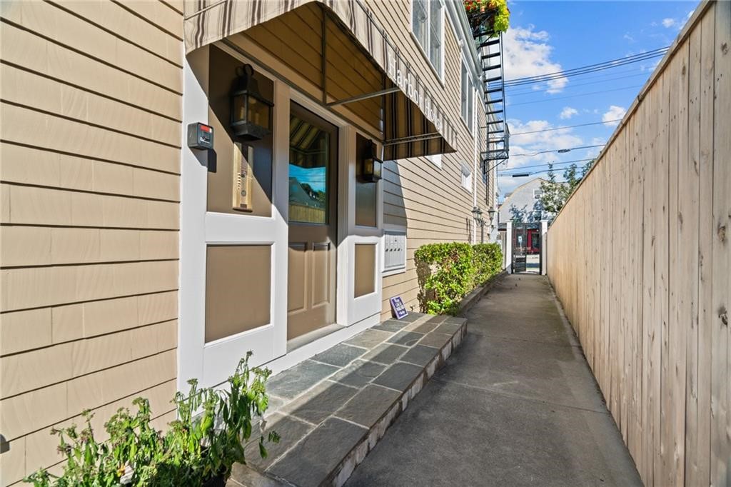 18 State Street 3E