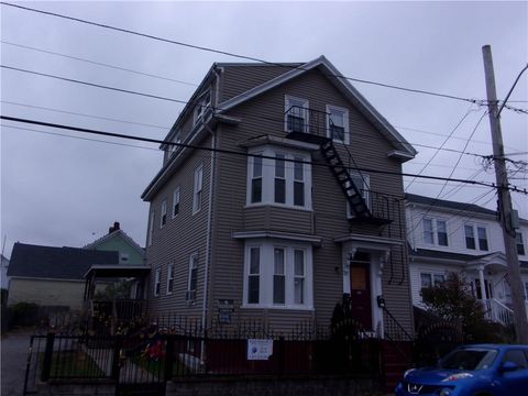 Multi Family in Providence RI 118 Laban Street.jpg