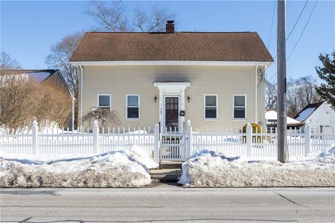 567 Providence Street Warwick RI 02886