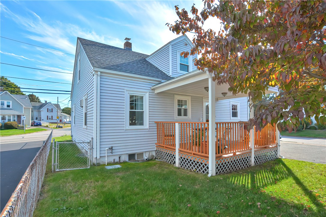 822 Cottage Street