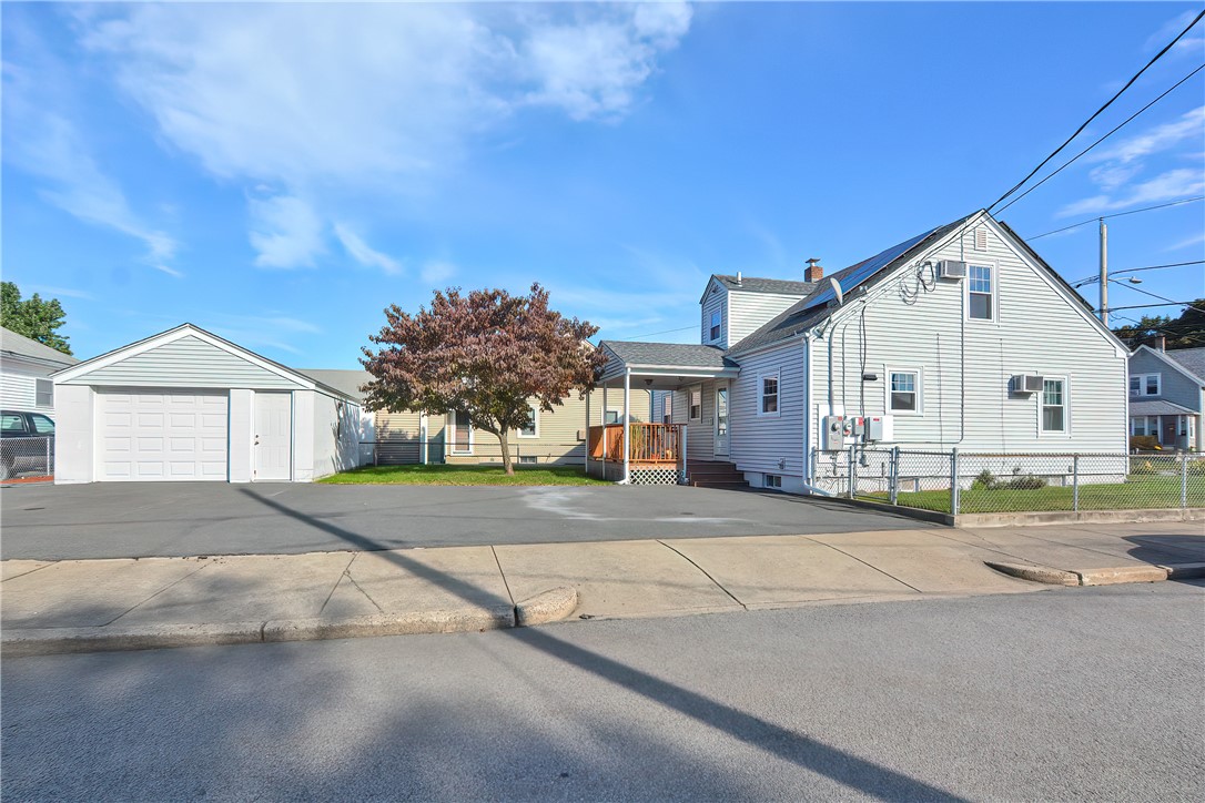 822 Cottage Street