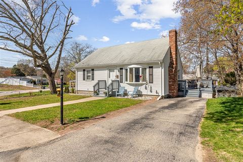 39 Oakland Drive West Warwick RI 02893