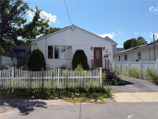 33 HULDAH ST, PROVIDENCE, RI 02909 - Image ea0eef8a9104e82f79e980ec96ff88ca/2352776202