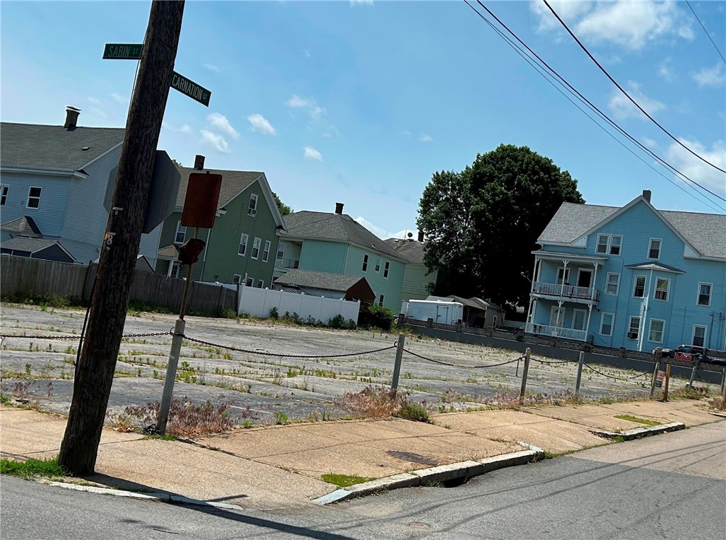 211 Carnation Street