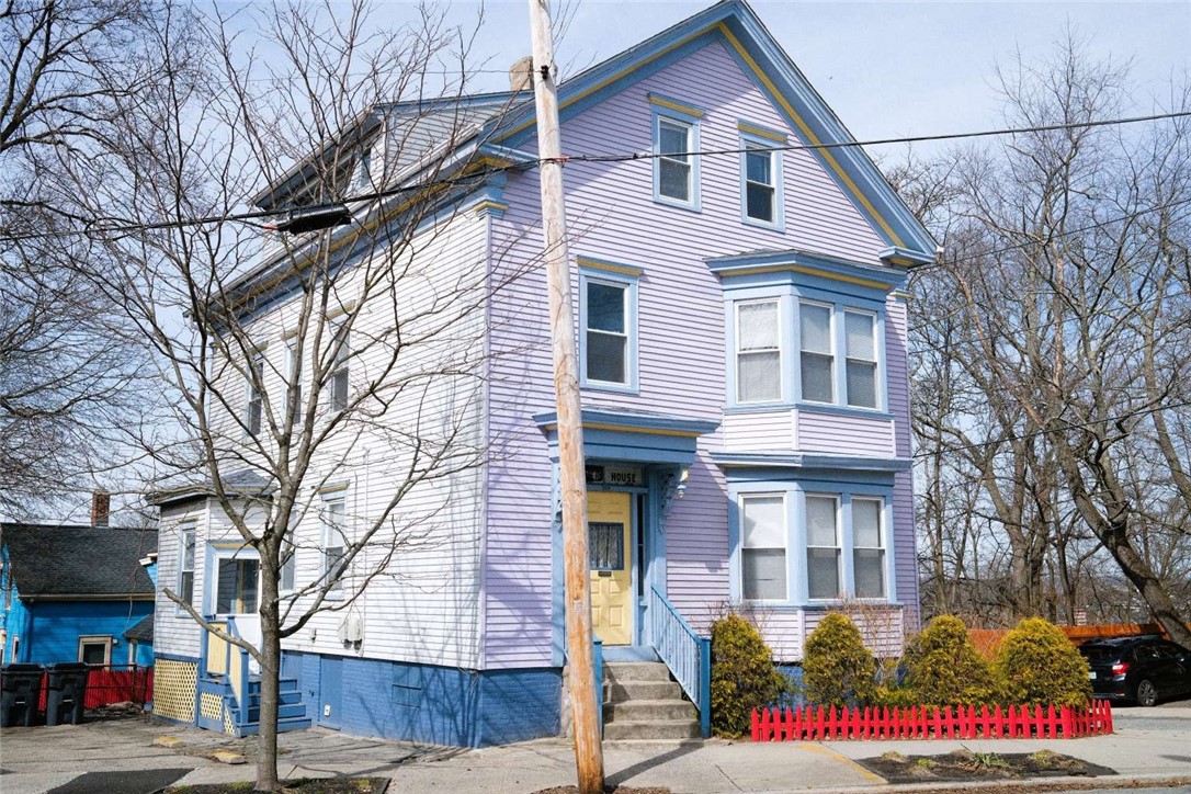 122 Camp Street