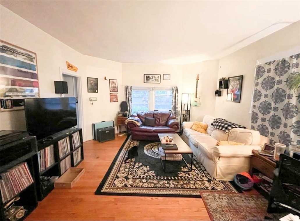 303 Lafayette Street