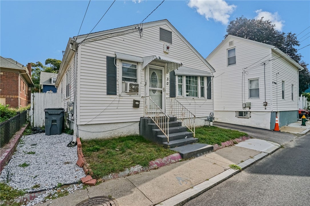 30 Touro Street