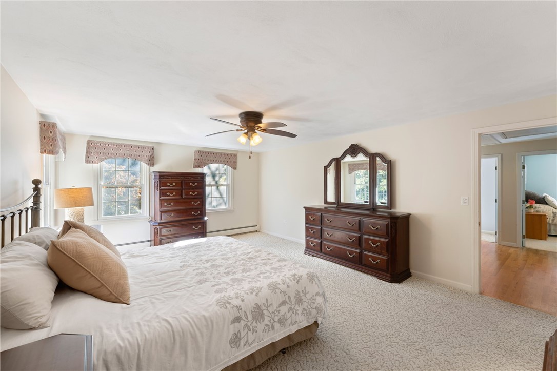 Cumberland, Rhode Island 02864, United States, 4 Bedrooms Bedrooms, ,3 BathroomsBathrooms,Residential,Active,222302