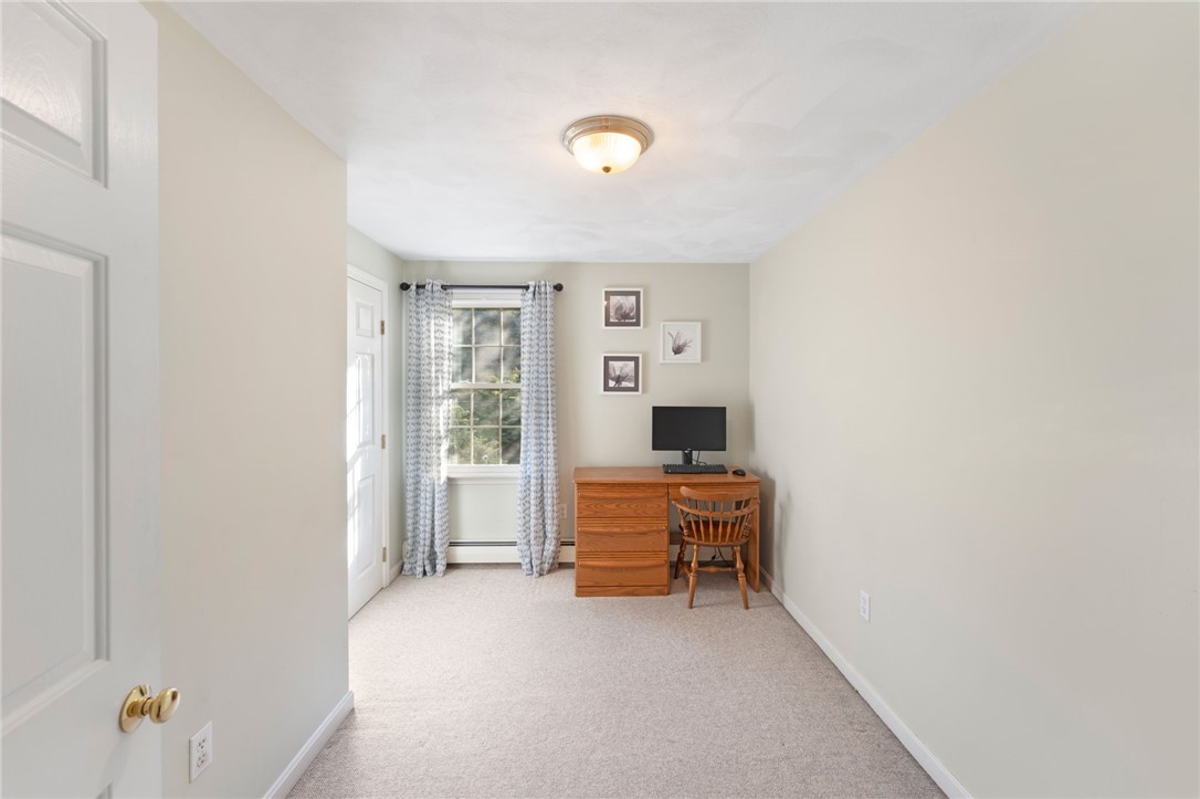 Cumberland, Rhode Island 02864, United States, 4 Bedrooms Bedrooms, ,3 BathroomsBathrooms,Residential,Active,222302