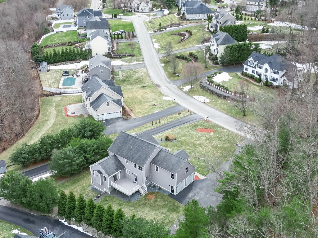 Cumberland, Rhode Island, 02864, United States, 4 Bedrooms Bedrooms, ,4 BathroomsBathrooms,Residential,Active,2032452