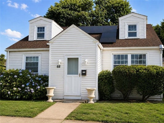 68 LEDGE ST, CENTRAL FALLS, RI 02863 - Image ea894d021bdf11d0efdfa3cb9224564f/2204462327