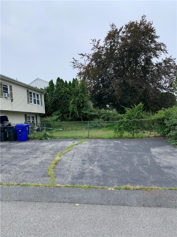 1 Colonial Road