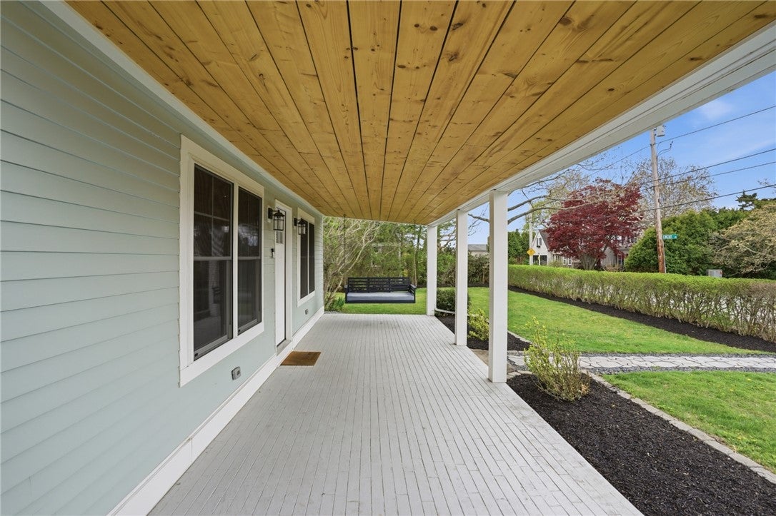 8 Emery Road