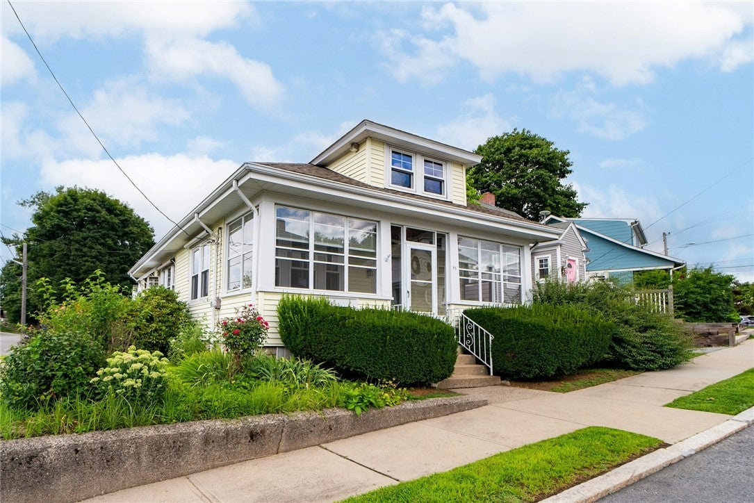 95 Basswood Avenue