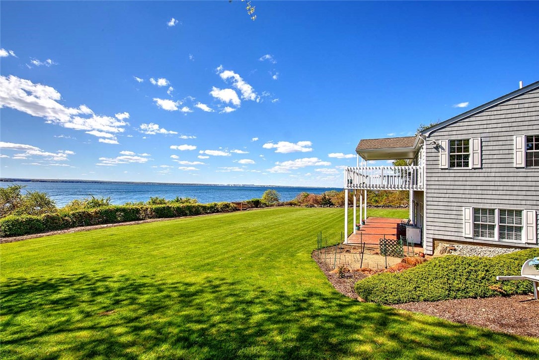 585 Seaside Drive