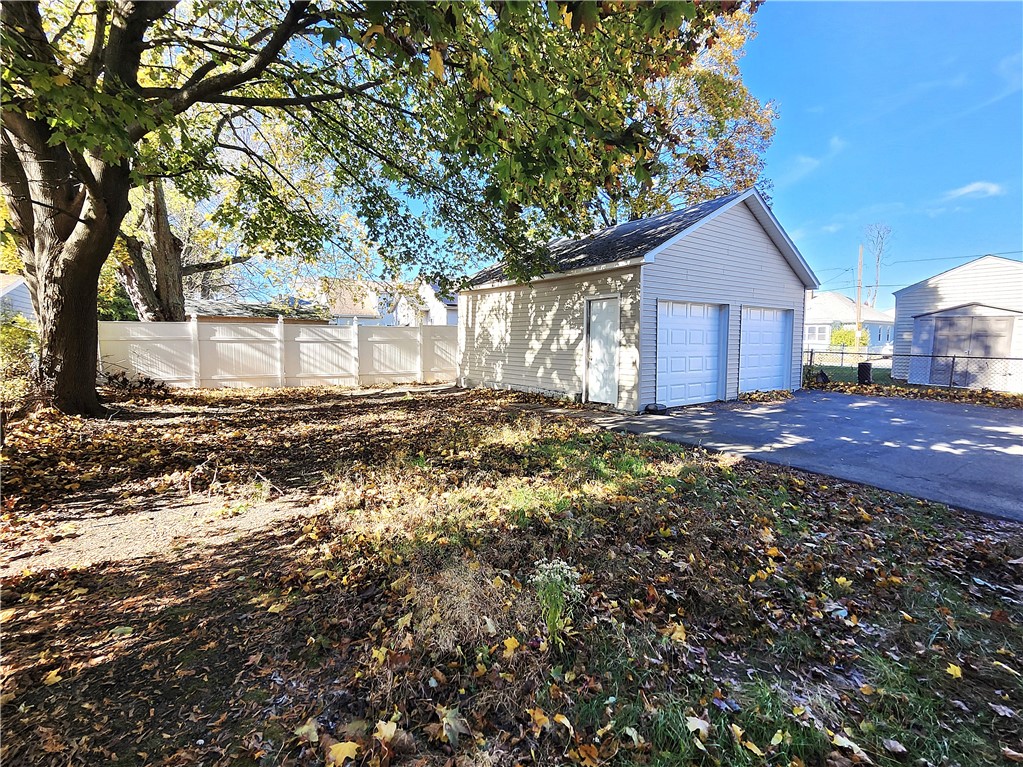 358 Orient Avenue 360