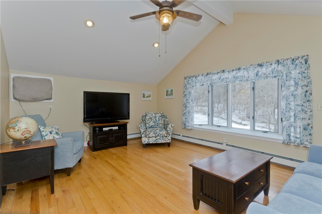 11 Roselawn Avenue