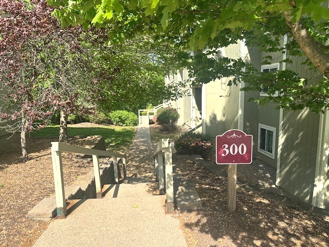 400 New River Road 314