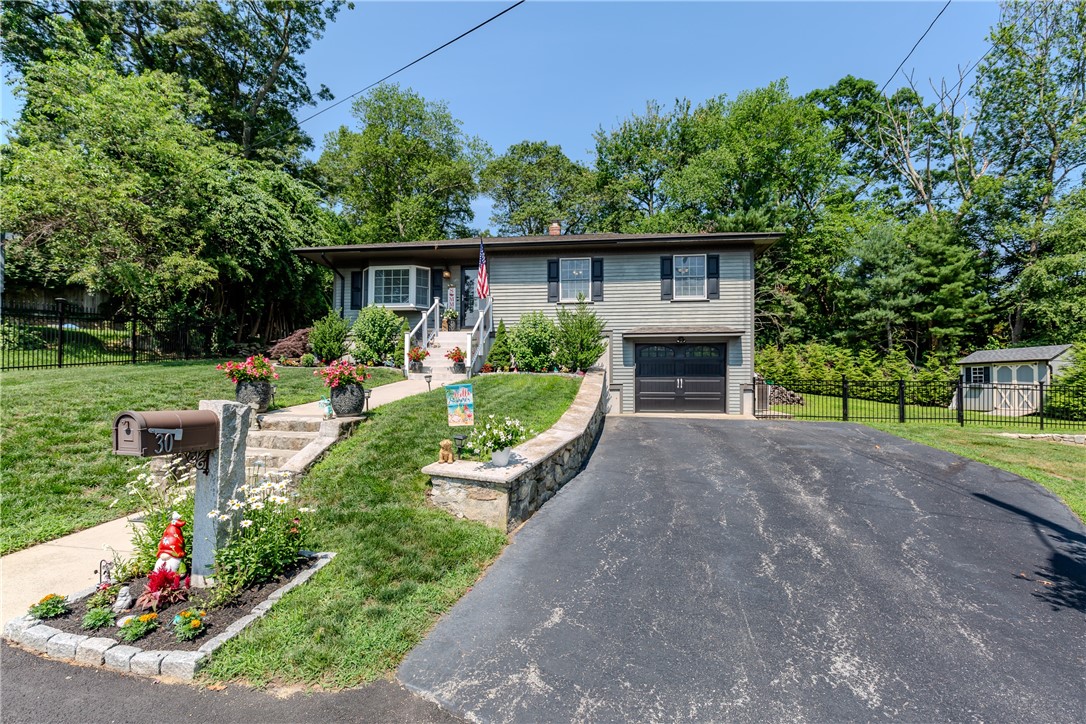 30 Warren Avenue