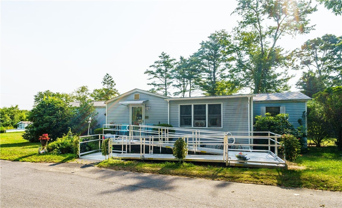 465 Gardiner Road 57