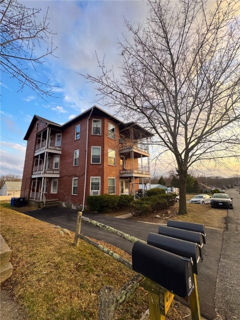20 Vivian Avenue Cumberland RI 02864