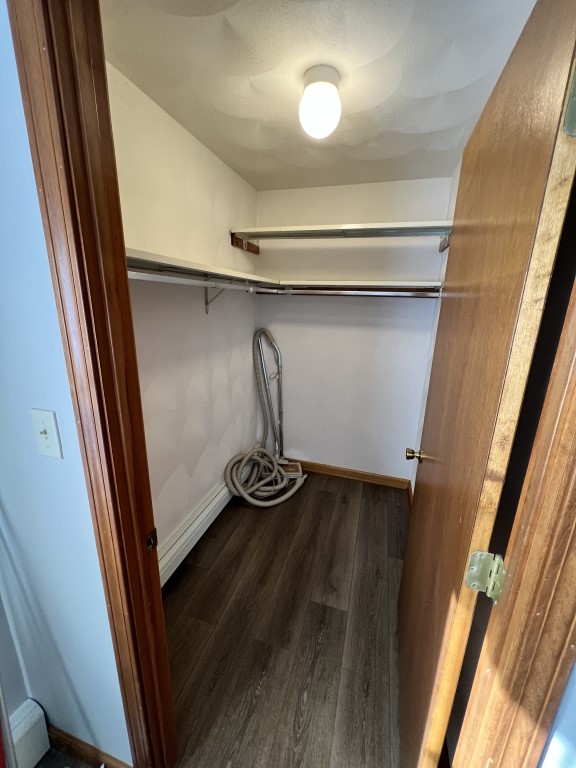 5 Wake Robin Road 2004