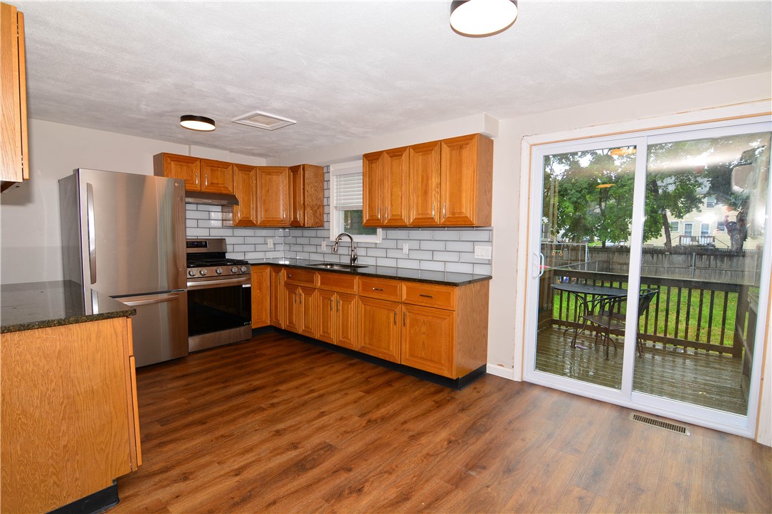 15 Saratoga Road 17