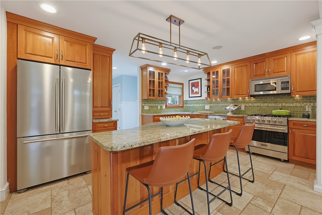 25 Tryon Avenue
