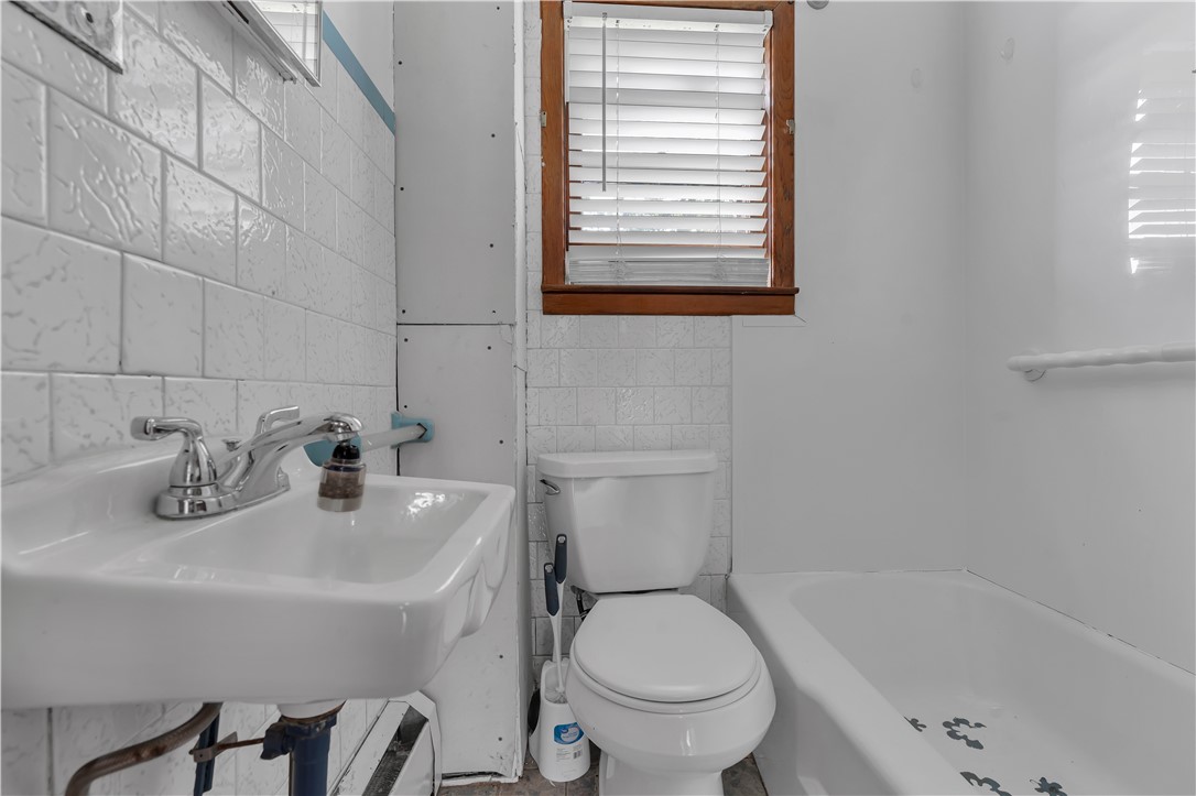 754 Roosevelt Avenue