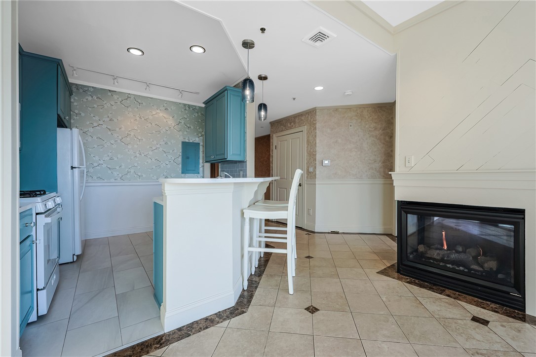 Tiverton, Rhode Island 02878, United States, 1 Bedroom Bedrooms, ,2 BathroomsBathrooms,Residential,Active,12885