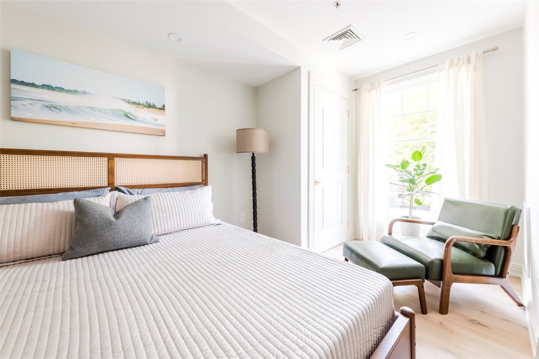 10 Brown & Howard 107