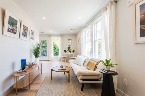 10 Brown & Howard 107 Newport RI 02840