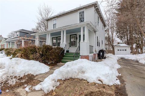 41 Wellesley Street North Providence RI 02904