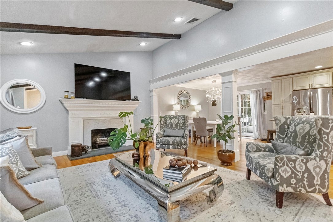 22 Gilbert Stuart Drive