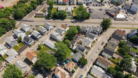 Single Family Residence in Pawtucket RI 22 Clark Avenue 27.jpg