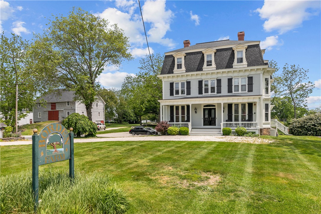 2951 East Main Road 2