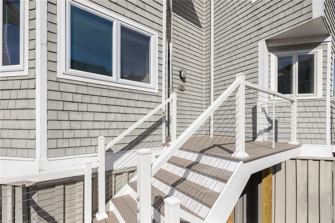 9 Poppasquash Road