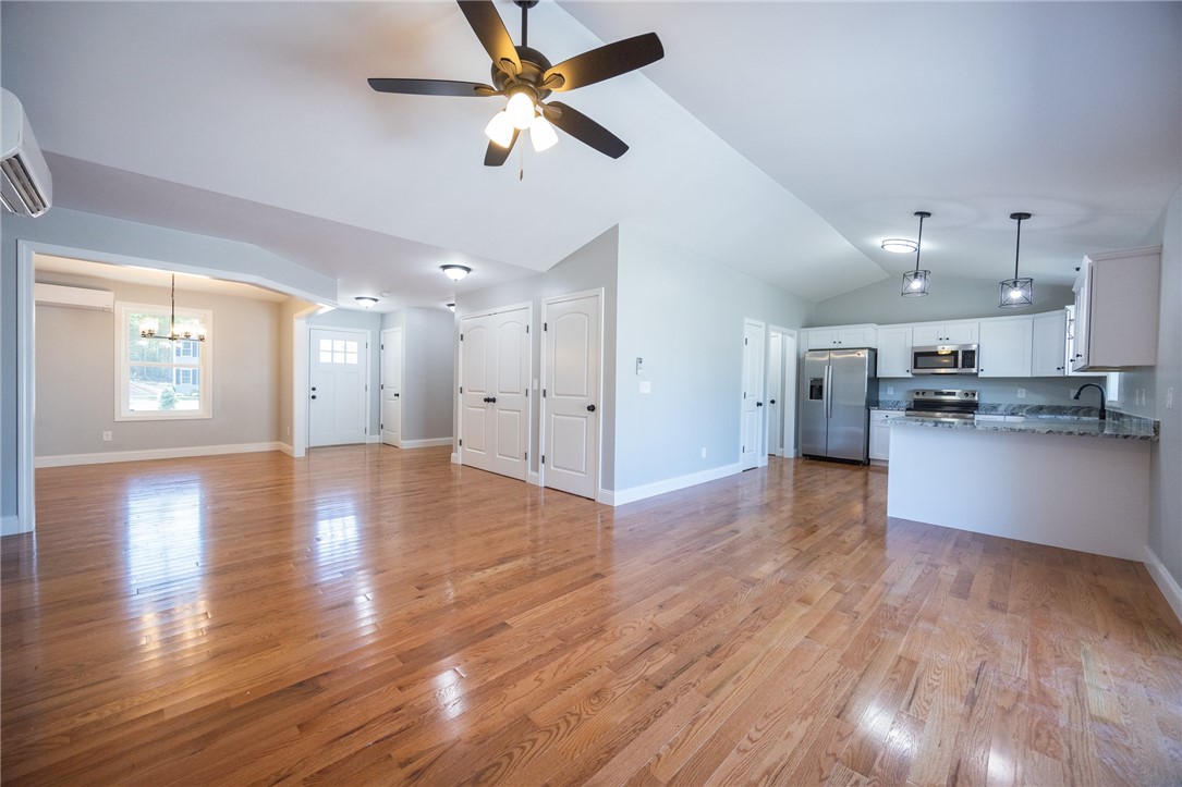 22 Pine Way Boulevard